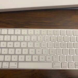 Apple Magic Keyboard 2 Model A2450